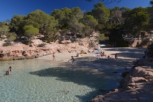 Sant Antoni de Portmany: a good place to stay in Ibiza