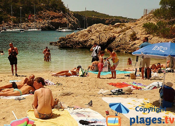 Plage de la Cala Salida à Ibiza