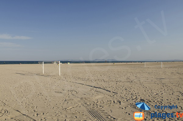 Beach soccer sur la plage d'Empuriabrava