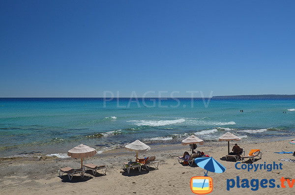 Zone privée sur la plage Copinyar à Playa Migjorn - Formentera
