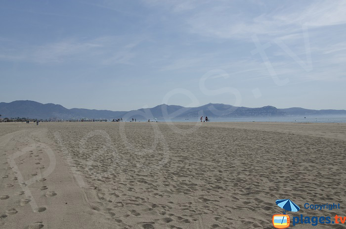 Plage d'Empuriabrava côté sud