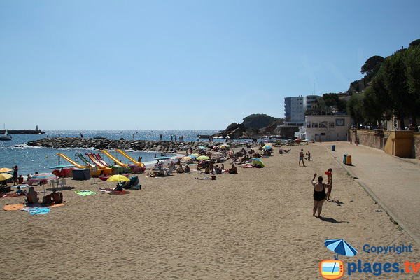 Non smoking beach in Sant Feliu de Guixols
