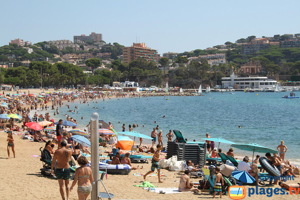 Photo de la plage de Sant Feliu de Guixols en Espagne